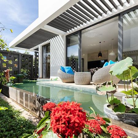 Okinawa Villas And Beach Club - Oceanami Resort Long Hai Kültér fotó