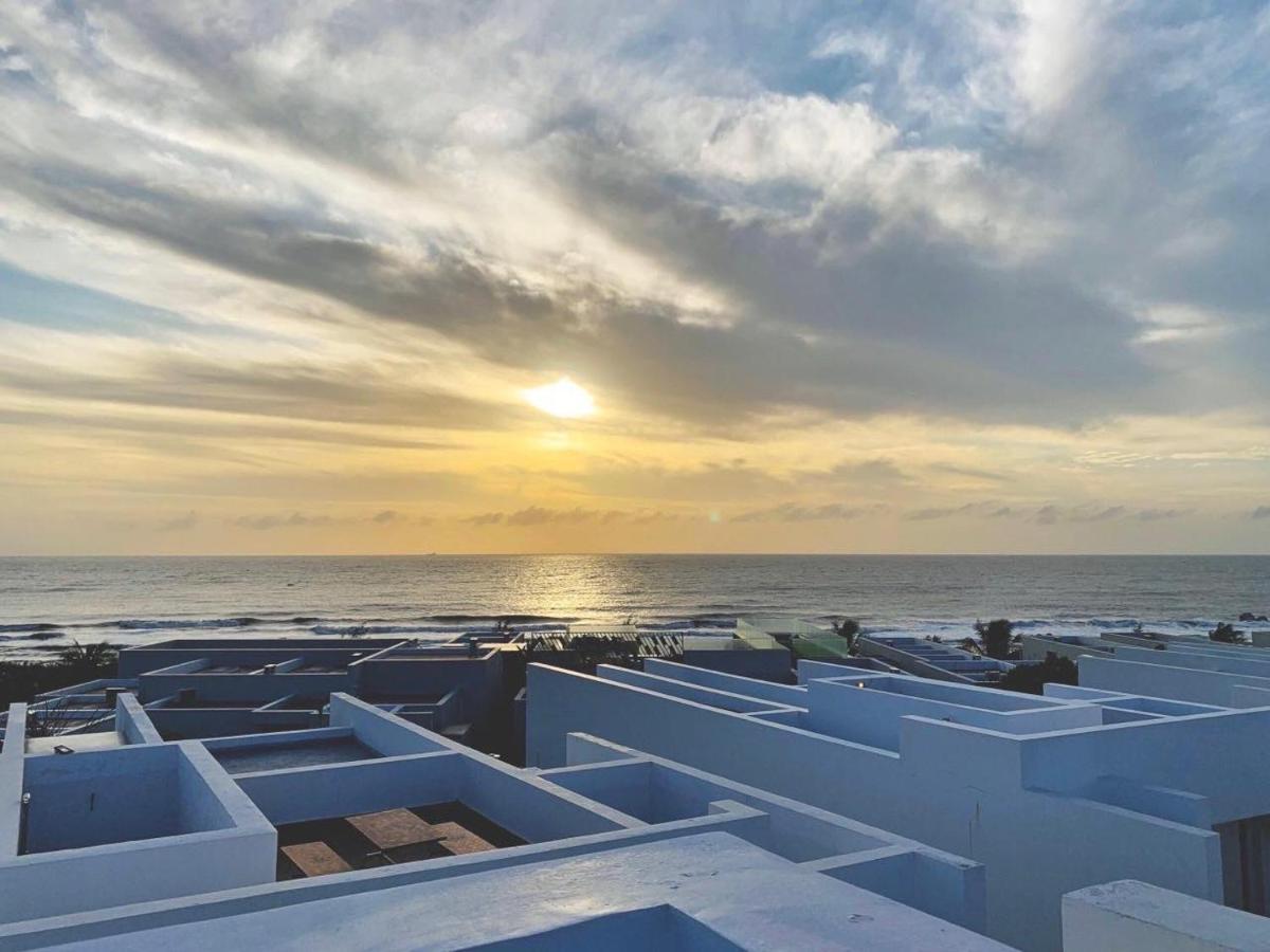Okinawa Villas And Beach Club - Oceanami Resort Long Hai Kültér fotó