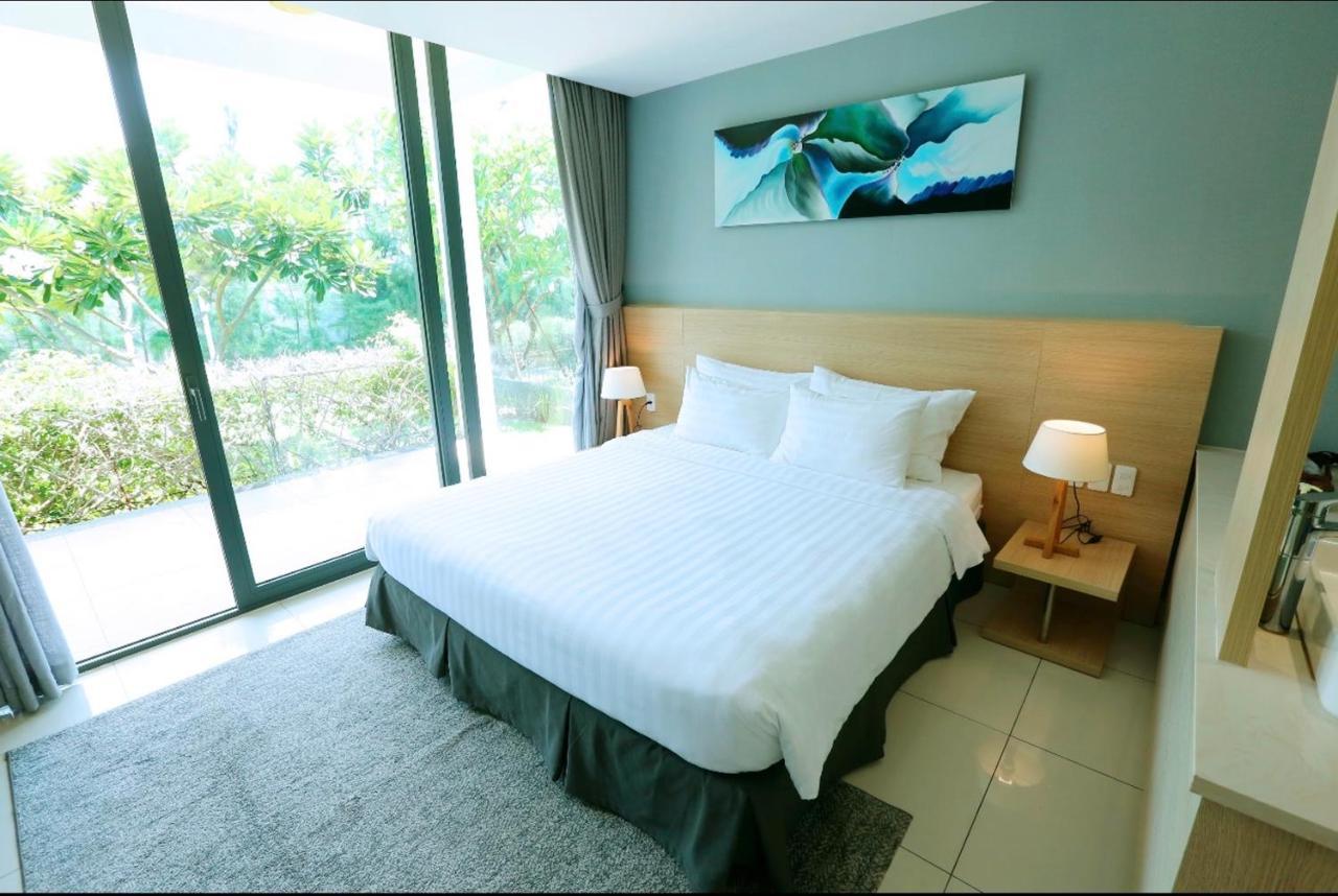 Okinawa Villas And Beach Club - Oceanami Resort Long Hai Kültér fotó